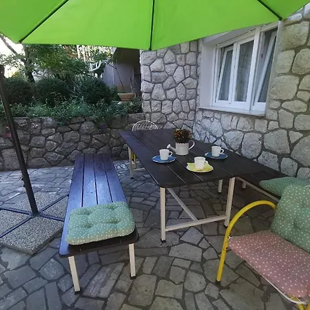 Apartman 4 Biba 22 Pax *