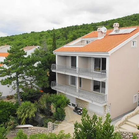 4 Biba 22 Pax * Crikvenica