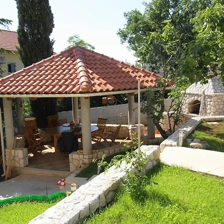 4 Biba 22 Pax Apartman Crikvenica